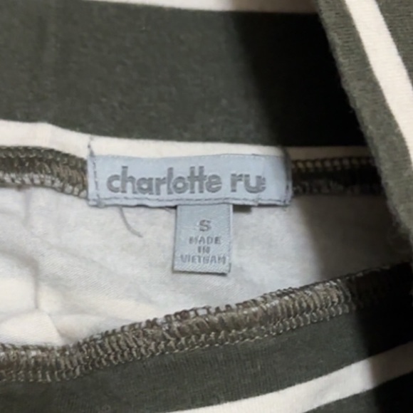 Skirt - Picture 2 of 3